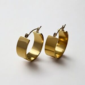 18k Gold Chunky Hoop Earrings